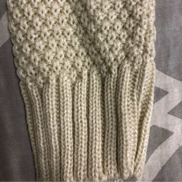 Off white cream Turkish wool Women’s sweater stretch crew neck Red Roza Brand - Picture 7 of 13